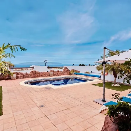 Ferienhaus In Adeje Mit Beheiztem Pool Costa Adeje (Tenerife)